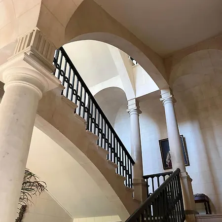 Beaumont Castle Vakantiehuis Méon